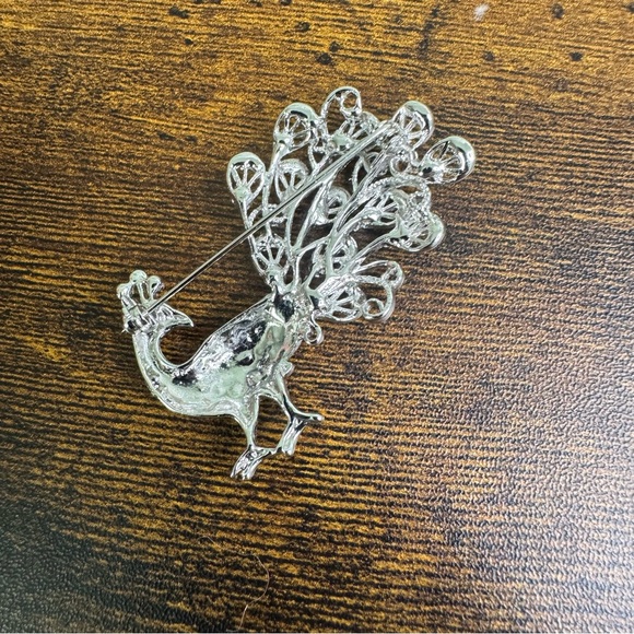 AB Crystal Peacock Bird Brooch Figural Pin Silver Tone - Picture 6 of 9